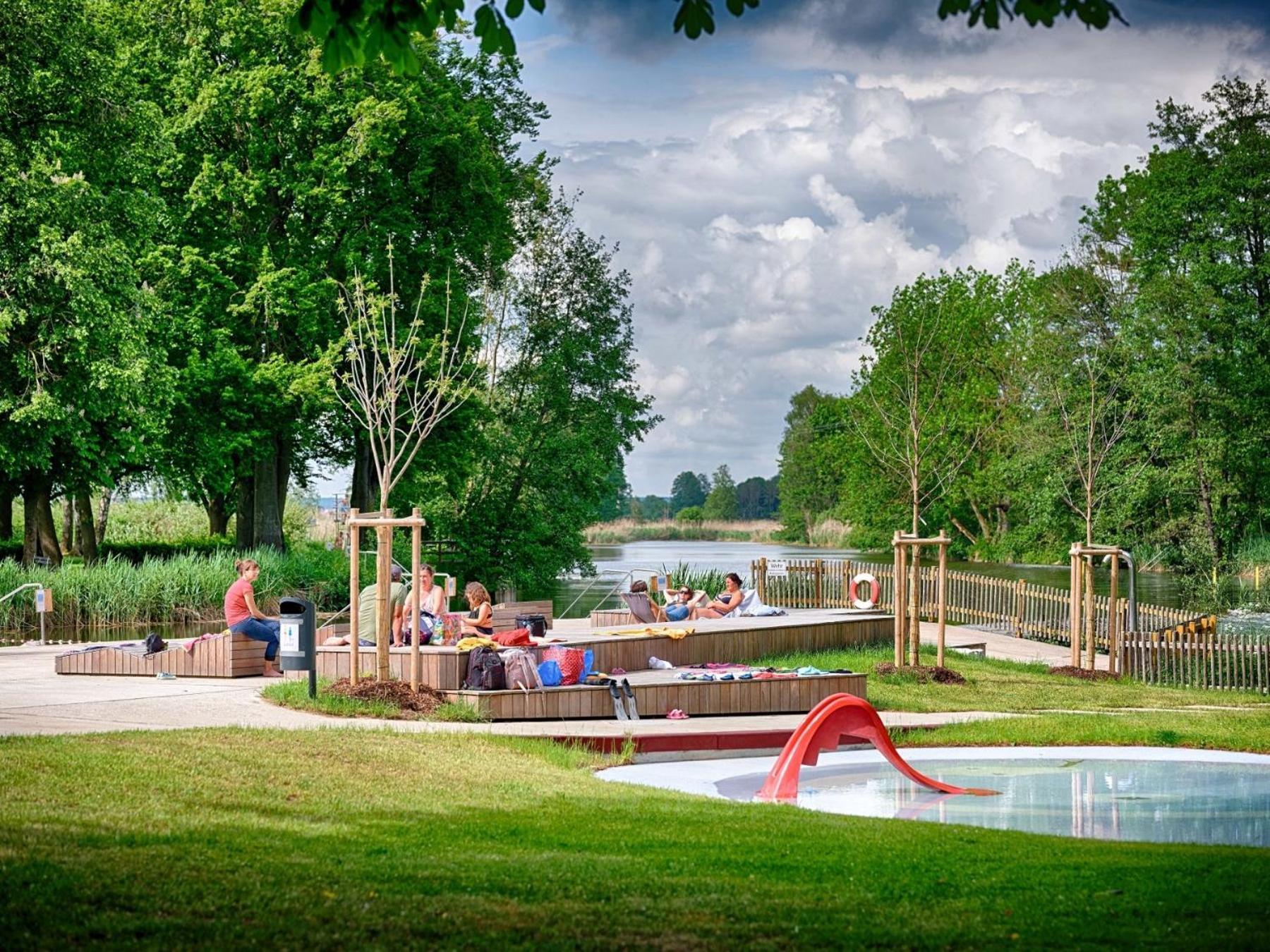 Traumhafte Business & Relax Wohnung Direkt Im Stadtkern Oettingens By Elation Homes Oettingen in Bayern Εξωτερικό φωτογραφία