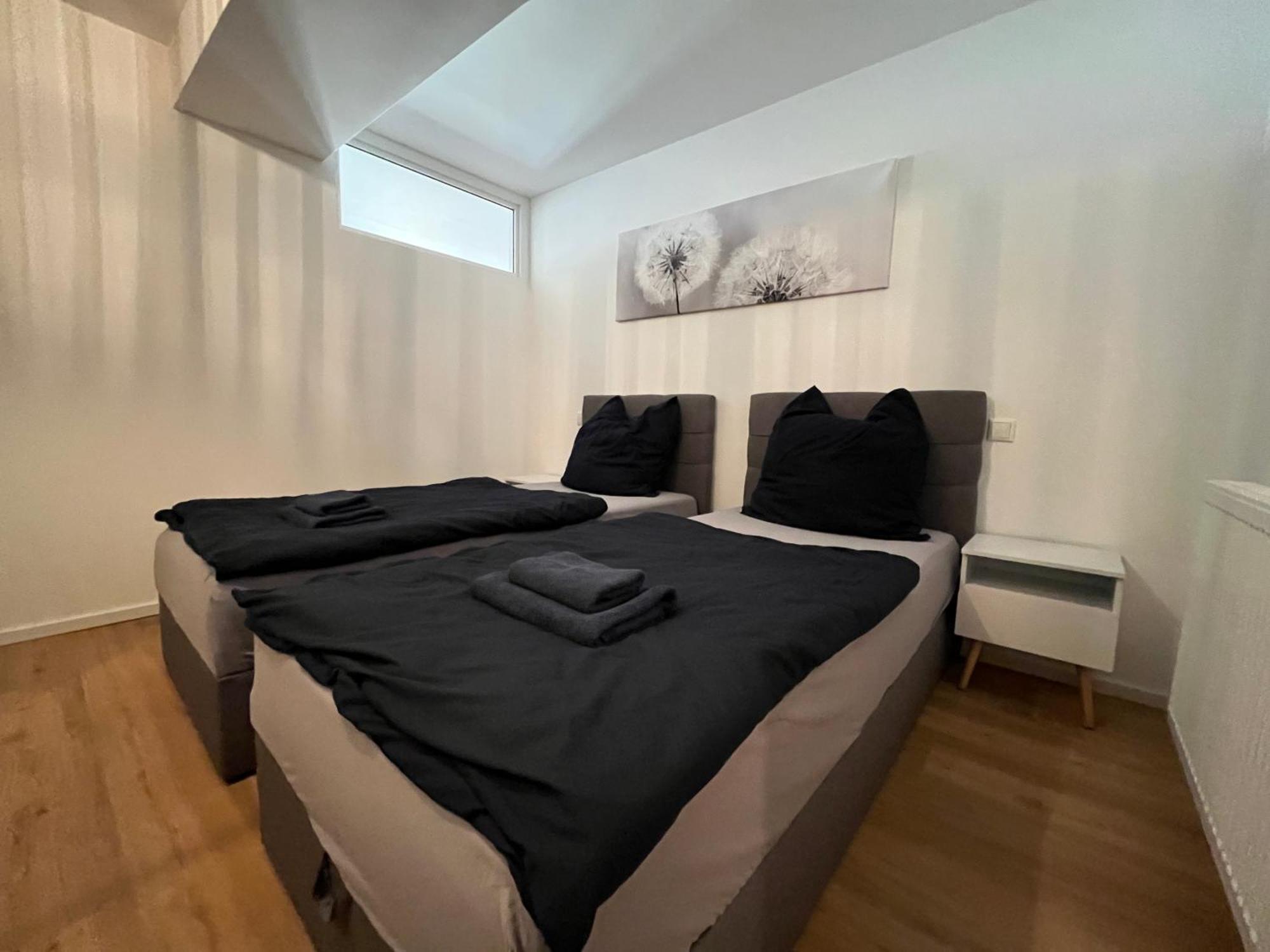Traumhafte Business & Relax Wohnung Direkt Im Stadtkern Oettingens By Elation Homes Oettingen in Bayern Εξωτερικό φωτογραφία